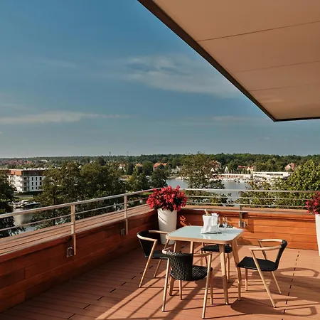 グランドホテル　ティッフィ Iława