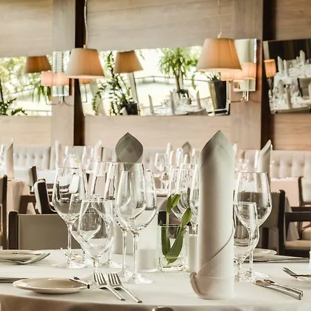 Szálloda Grandhotel Tiffi 5*