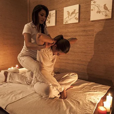 ホテル グランドホテル　ティッフィ Iława