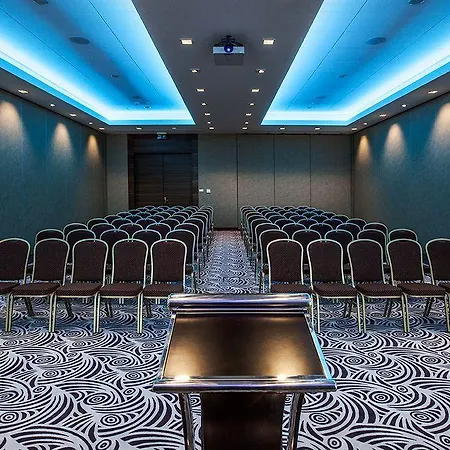 グランドホテル　ティッフィ Iława