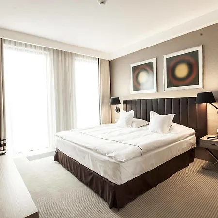 Szálloda Grandhotel Tiffi 5*